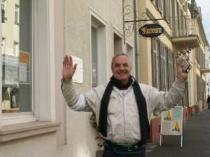 Stiliachus auf der Suche nach Menschen die einen