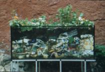Ruin-Art lieblich - Installation von Birgit Weidmann